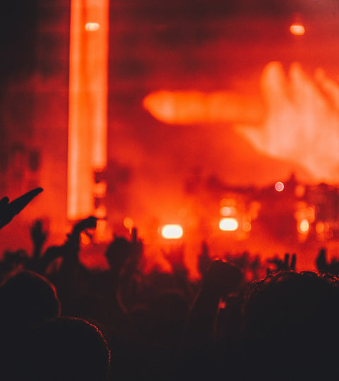 Rauschende Partynächte: Entdecke die Welt der kreativen Trinkspiele
