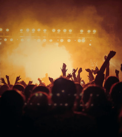 Die besten Trinkspiele für eine unvergessliche Party-Nacht