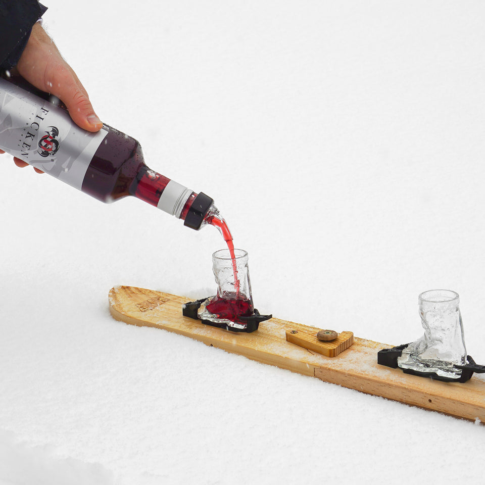 Apres-Allstars® ski boot shot glass with binding