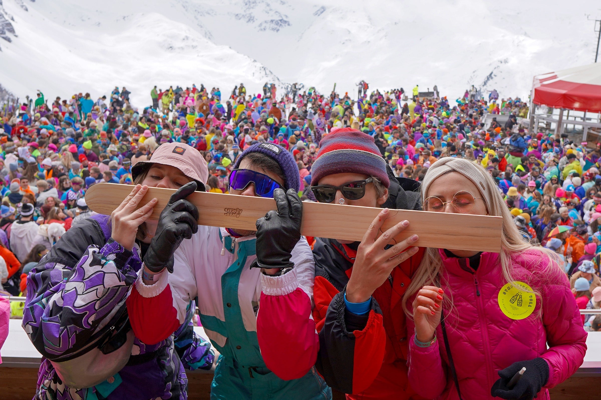 Was anziehen beim Festival im Schnee: warme Kleidung im Winter