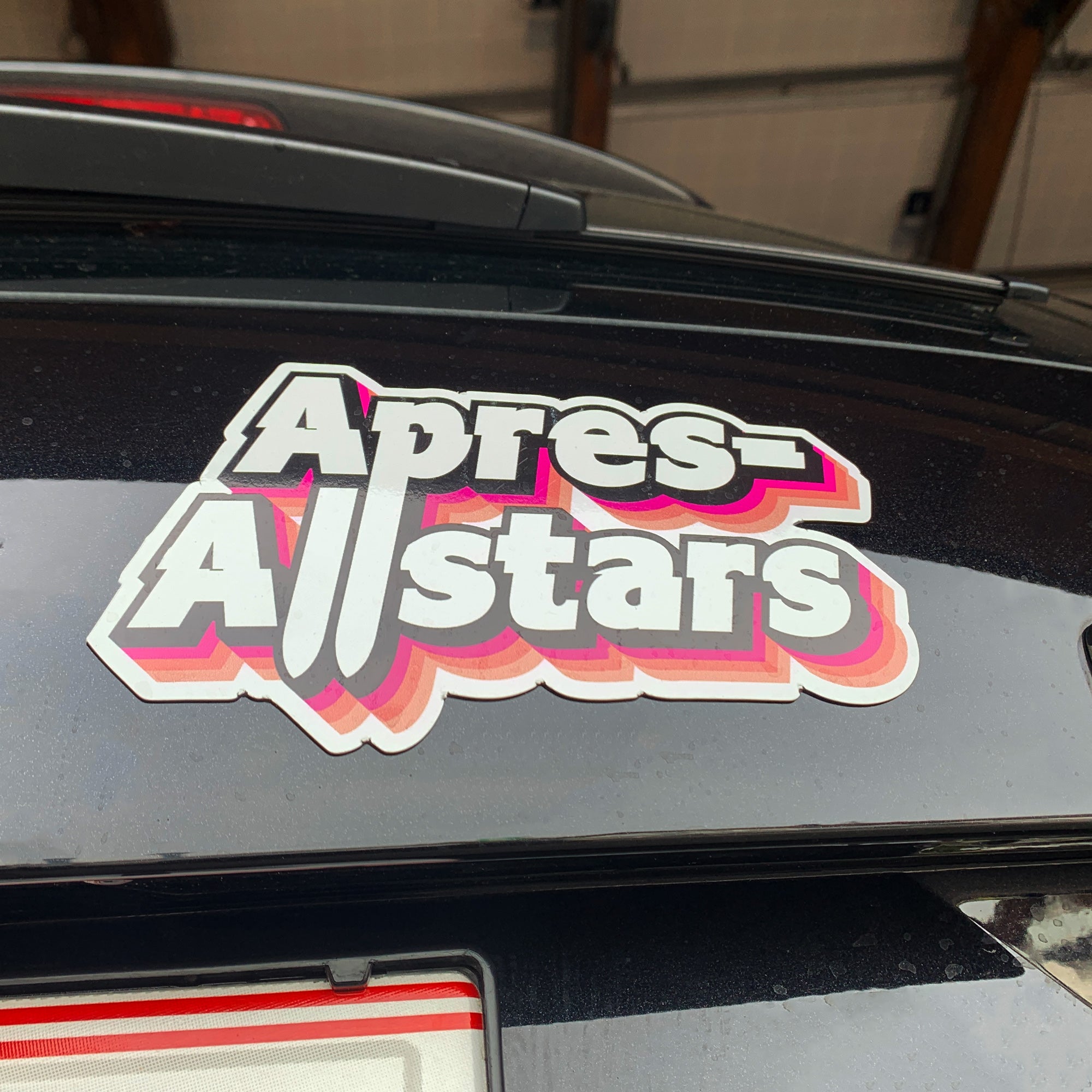 Apres-Allstars® Magnetschild – Logo-Magnet für Auto & Kühlschrank (16 × 9 cm)