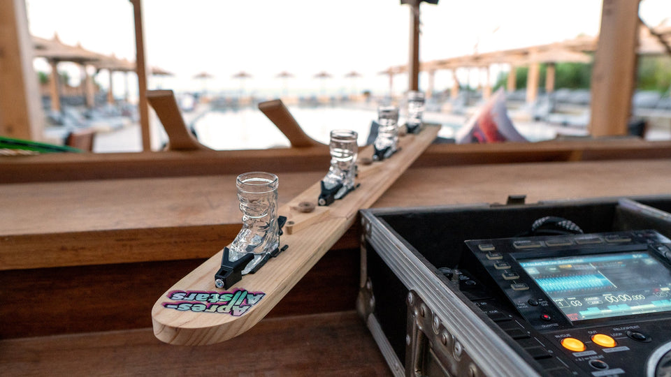 B2C Apres-Allstars® "SwigSki3000®" modulær shotski® laget av tre